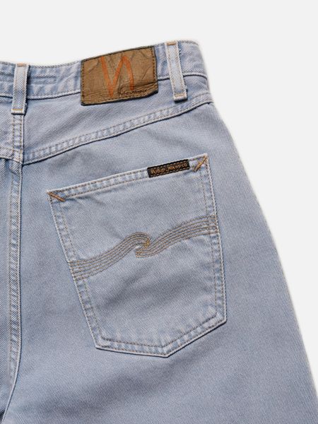 Jeans mit geradem Schnitt in Washed-Violett aus Bio-Baumwolle - lofty lo purple mist, Nudie Jeans, Foto 5