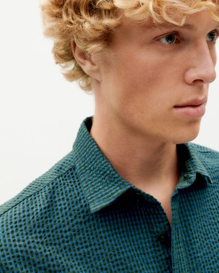Chemise à carreaux en coton bio | bleu "bottle green checks seersucker thomas shirt" - Thinking Mu