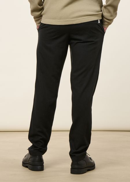 Pantalon droit en lyocell et lin bio | noir "Tim linen-mix pant vegan - black jet", Knowledge Cotton Apparel, photo 3