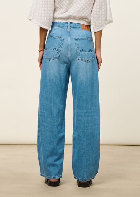 Jean ballon en coton bio et tencel | denim clair "leila - luiz super light" - Kings of Indigo