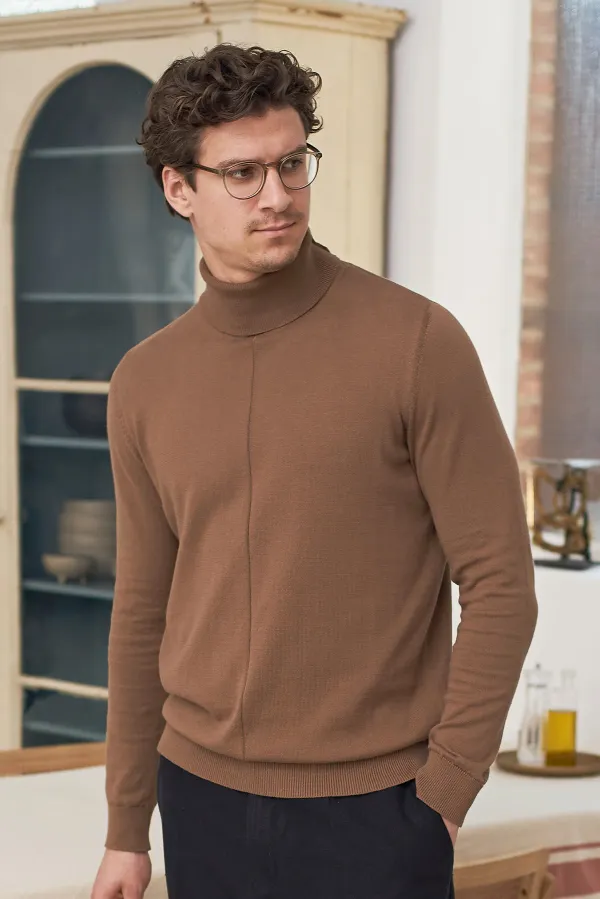 Pull col roulé en coton bio | camel "avid rollneck jumper - eco camel", About Companions
