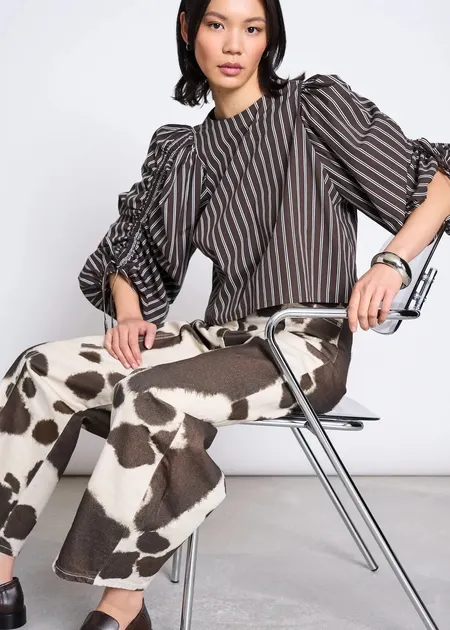 Blouse manches bouffantes en coton bio | rayé marron "Nibs - mud striped", Jan'n June, photo 5