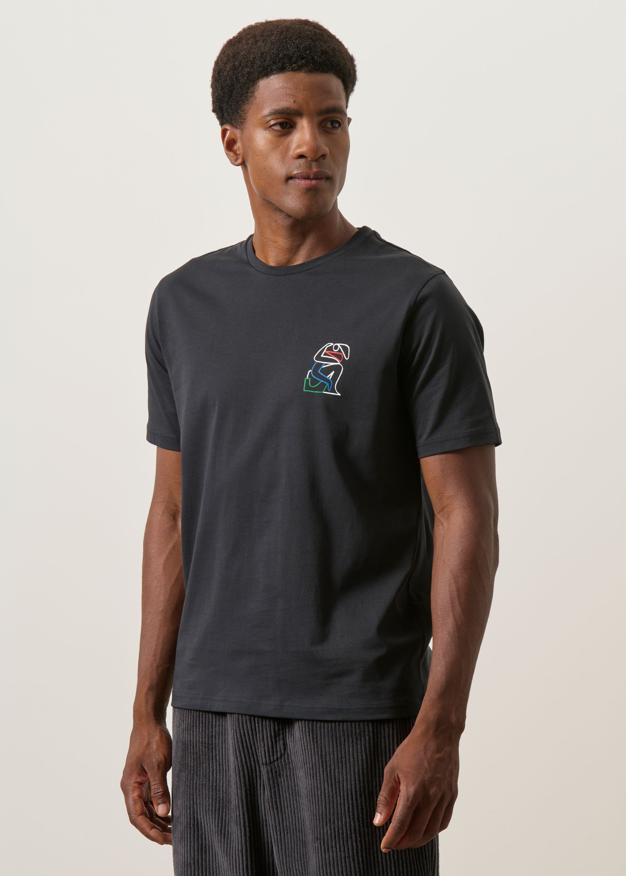 T-shirt imprimé en coton bio | noir "Couple - carbon", Bask in the Sun, photo 4