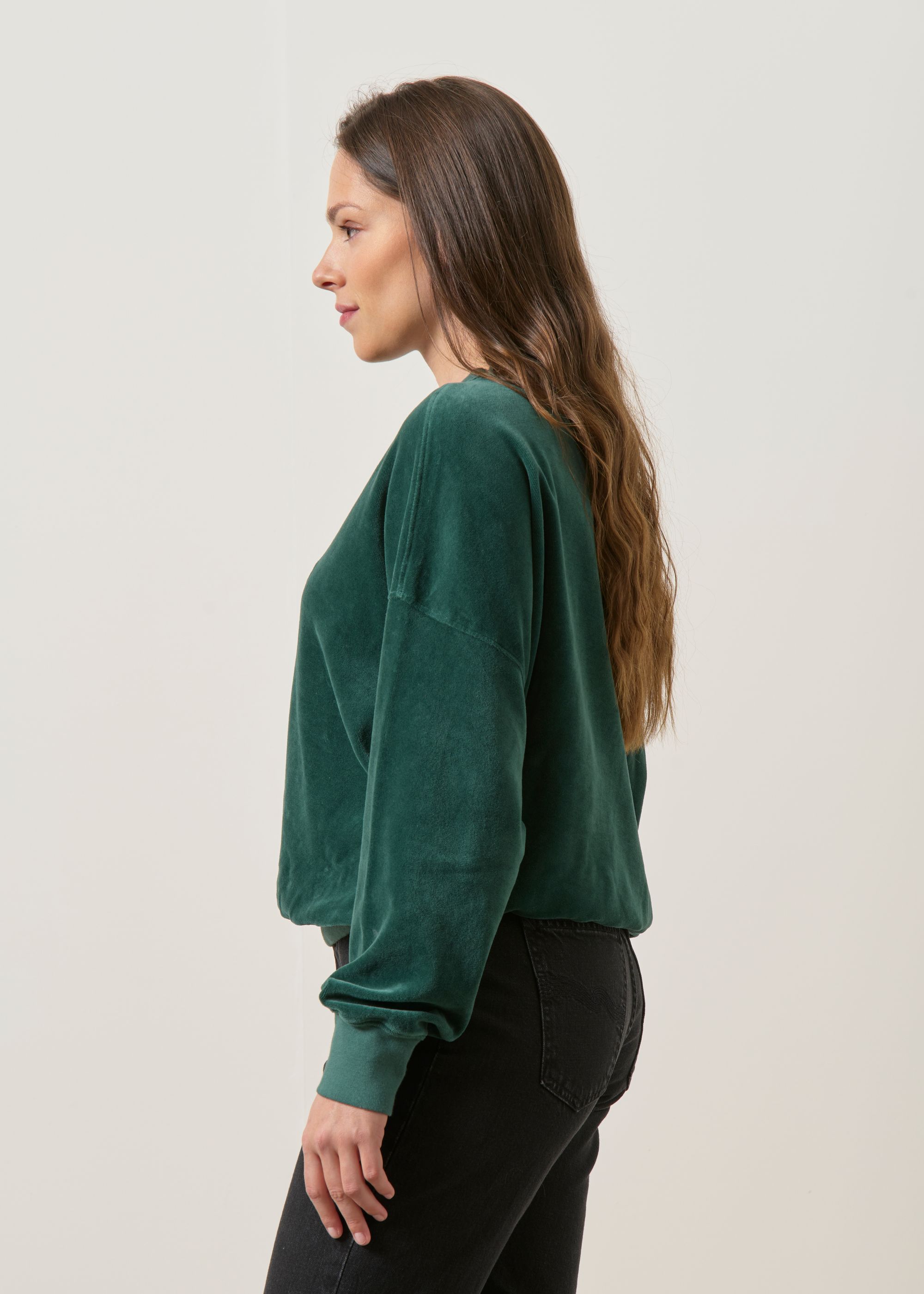 Samt-Sweatshirt aus Bio-Baumwolle | Dunkelgrün "Binz - dark-green", Twothirds, Foto 3