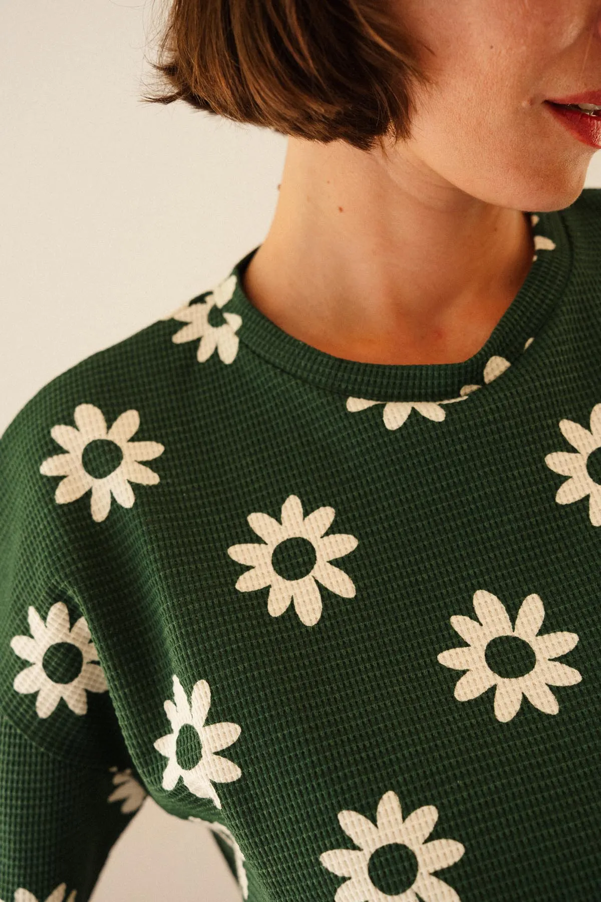 Pyjama long gaufré coton bio | dahlia vert, We Are Jolies, photo 2