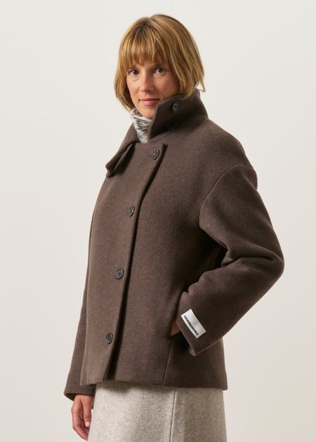 Kurzmantel aus recycelter Wolle | Braun "Majelaa wool jacket - claystone-melange", Armedangels