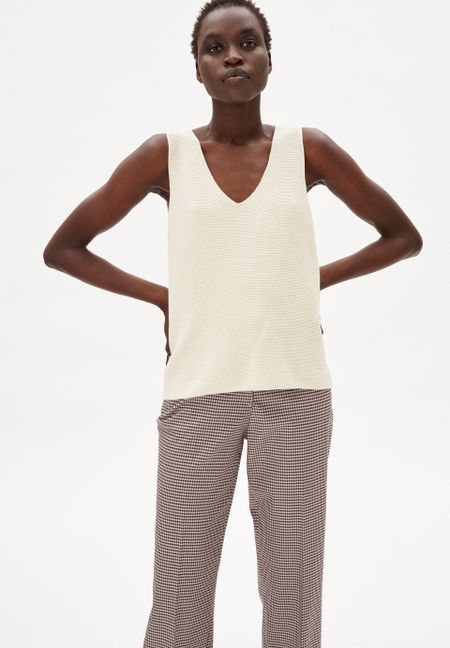 Top maille col v écru en coton bio - wilmaa