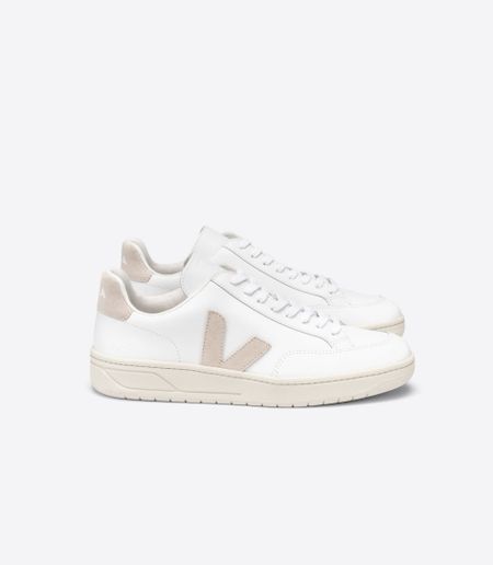 Basket basses en cuir et suède certifiés | blanc et beige "v-12 leather extra white sable", Veja, photo 1