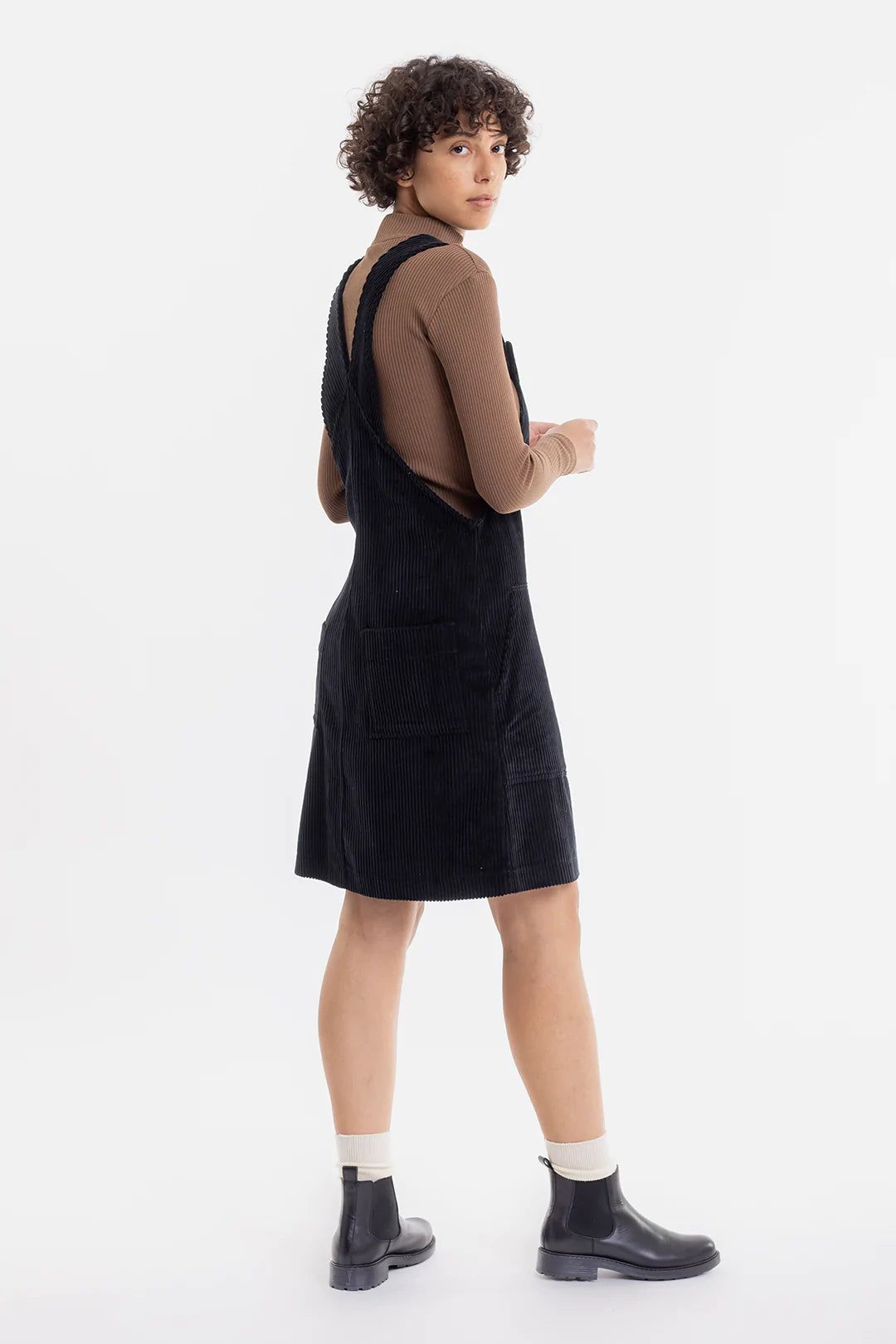 Robe salopette noire en coton bio - dungaree corduroy dress black, Rotholz, photo 3