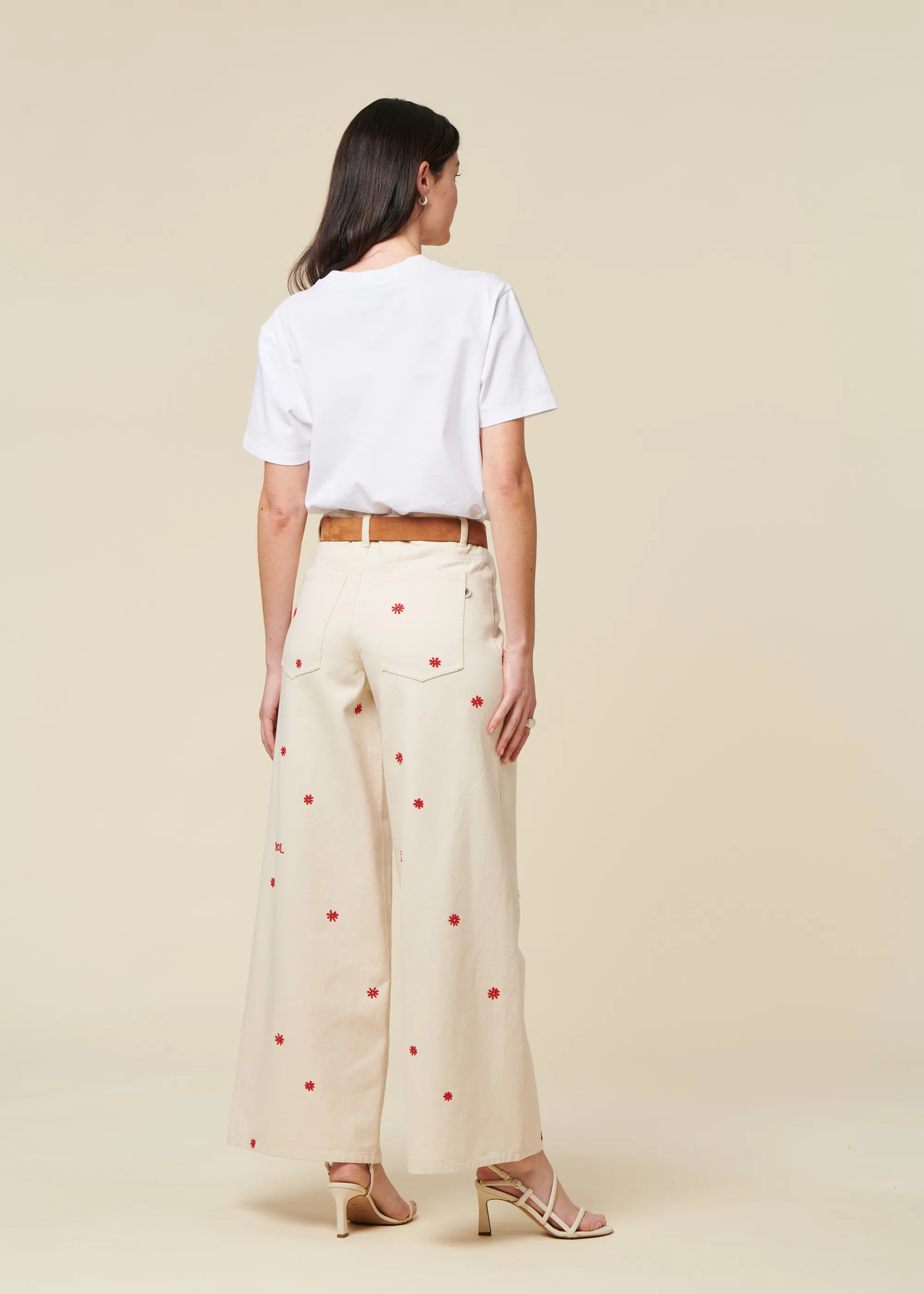 Jean ample en coton bio | écru "sol chain hedda pants", Thinking Mu, photo 4