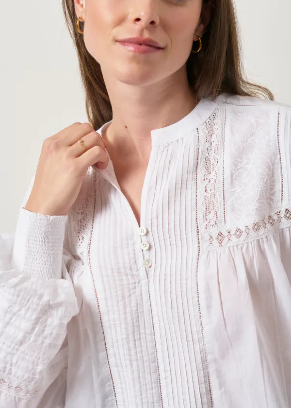 Blouse brodée en coton biologique | blanc "Spitzenbluse - white", Lanius