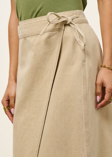 Jupe portefeuille en coton bio | ecru "irma skirt denim - pale yellow" - Nudie Jeans