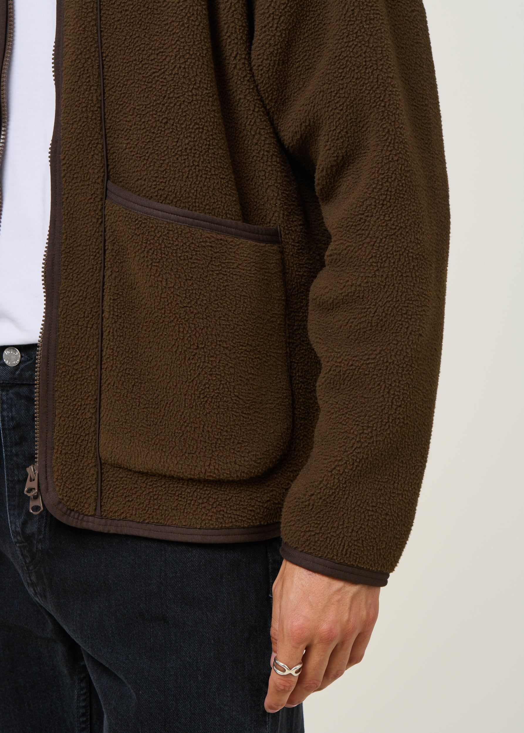 Fleecejacke aus recyceltem Material | Braun "goxo - chocolate", Bask in the Sun, Foto 3