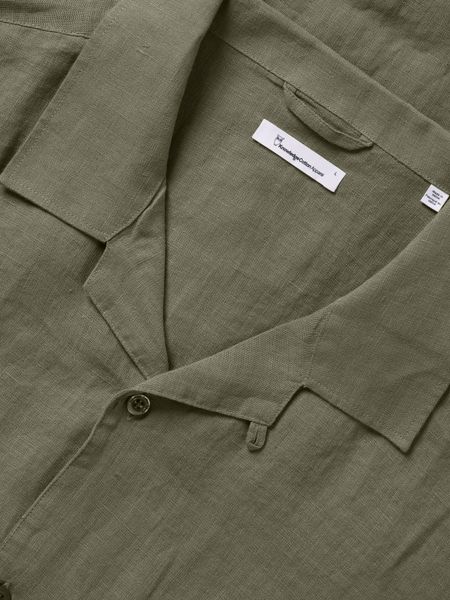 Chemisette olive en lin bio - box fit short sleeved linen burned olive - Knowledge Cotton Apparel