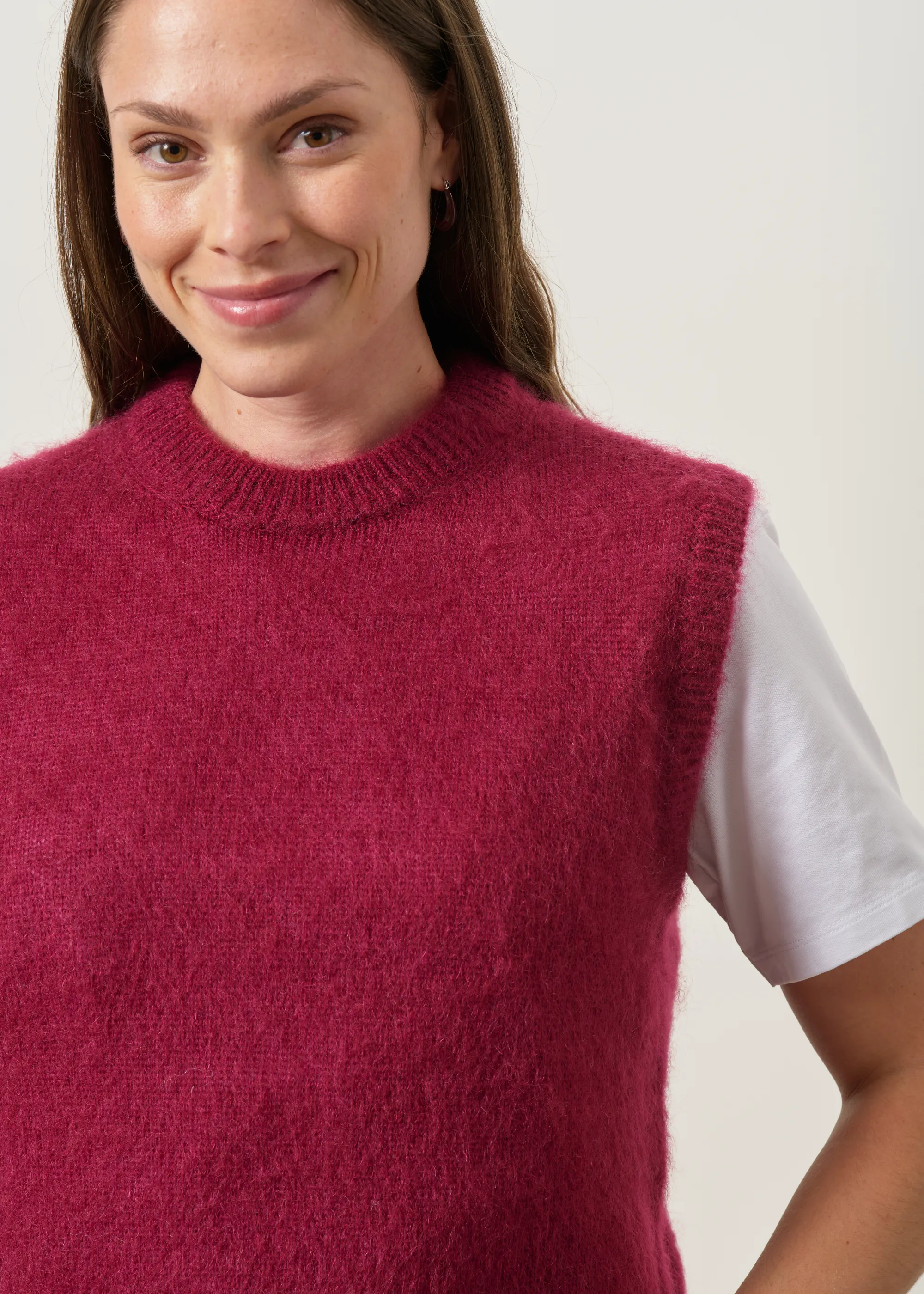 Pull sans manche en mohair certifié | aubergine "Luna", WeDressFair, photo 1