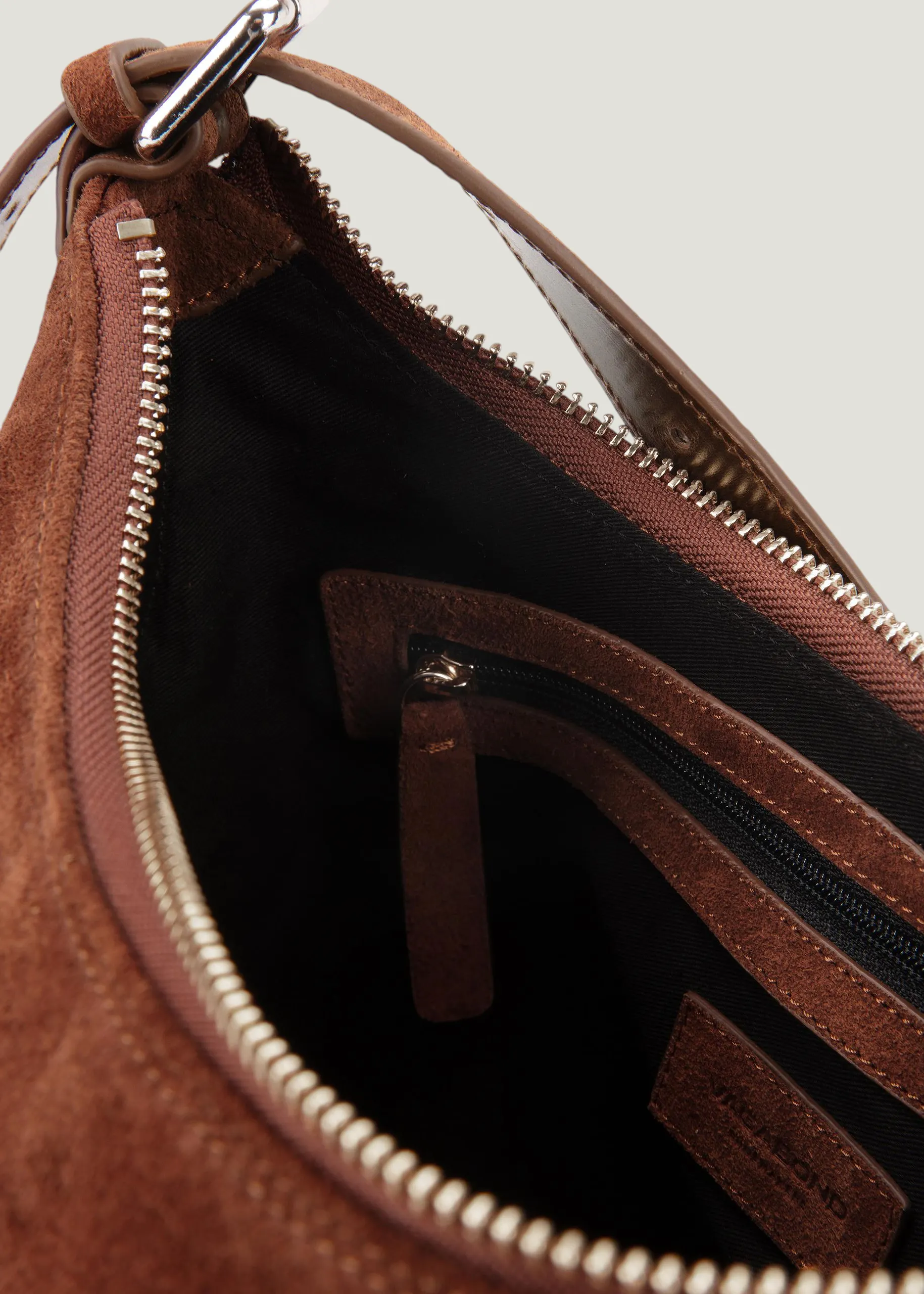 Sac à main en cuir suède certifié | marron "Bari chestnut", Vagabond, photo 4