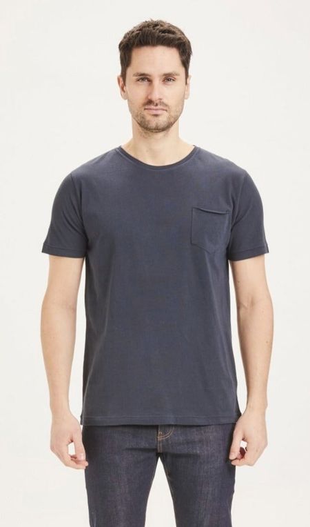 T-shirt bleu nuit à poche en coton bio - alder