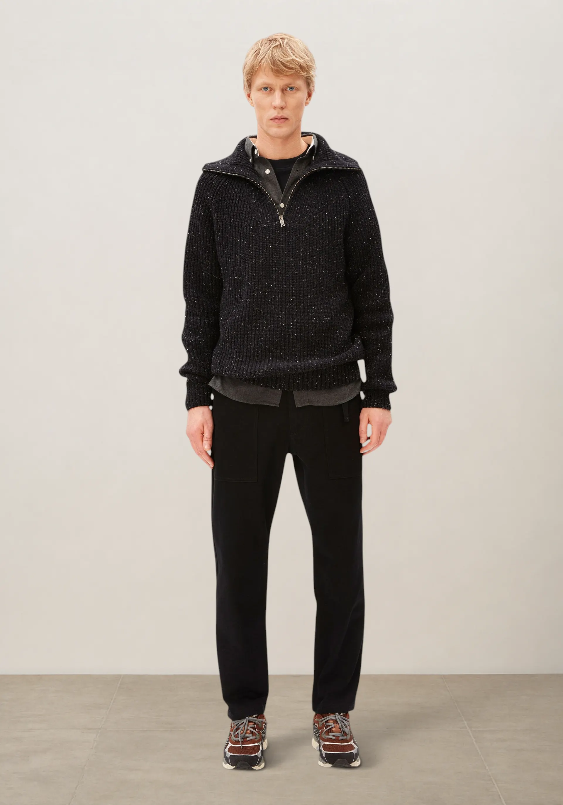 Pull col zippé en coton bio et en laine recyclée | noir "Tweed knit troyer - black", Armedangels, photo 5