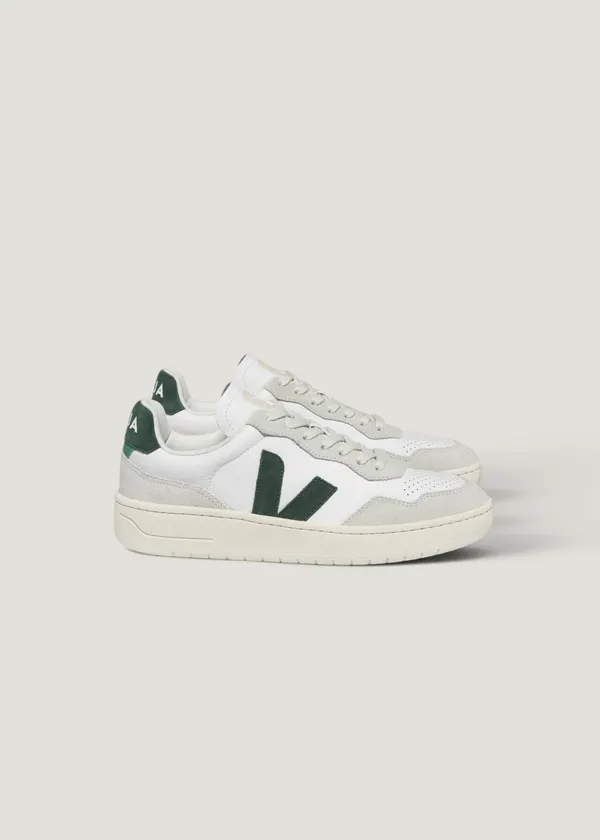 Baskets en suède et cuir certifié | blanc et vert "v-90 o.t. leath ex white cyprus", Veja