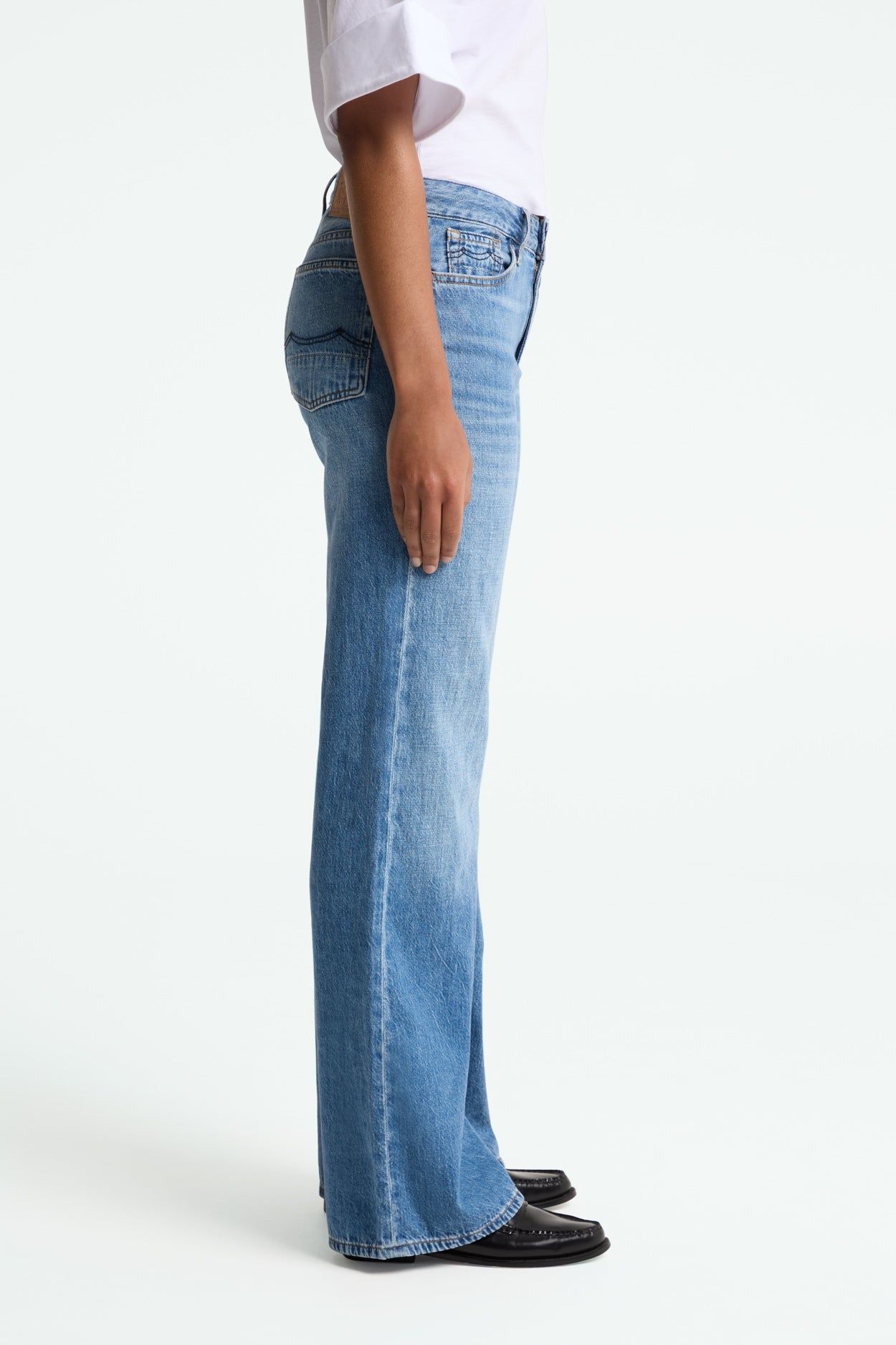 Jean évasé en coton bio | bleu "Jane hopcete electric mid - hopcete-electric-mid", Kings of Indigo, photo 5