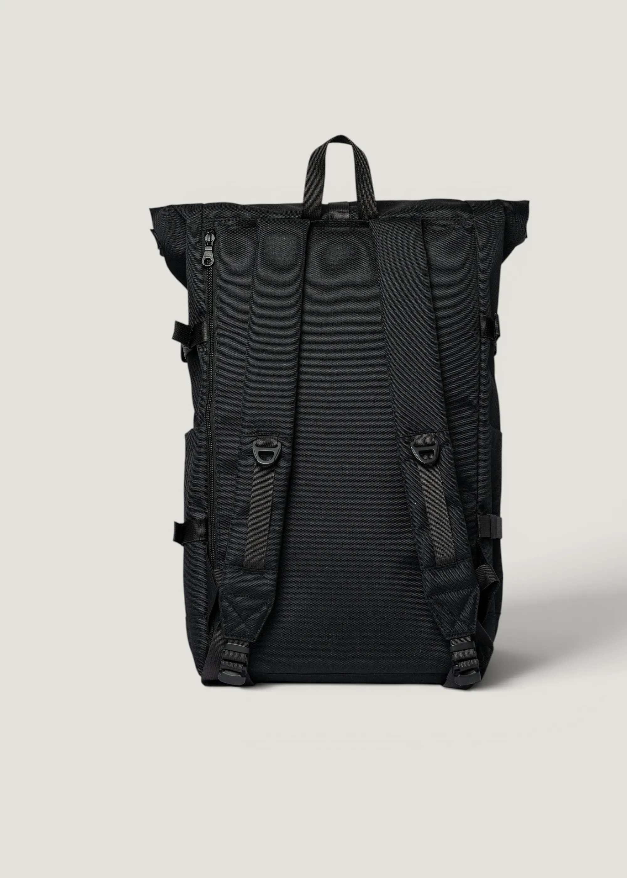 Sac à dos 26l en matières recyclées | noir "icon rolltop backpack l - black/ black with black leather", Sandqvist, photo 3