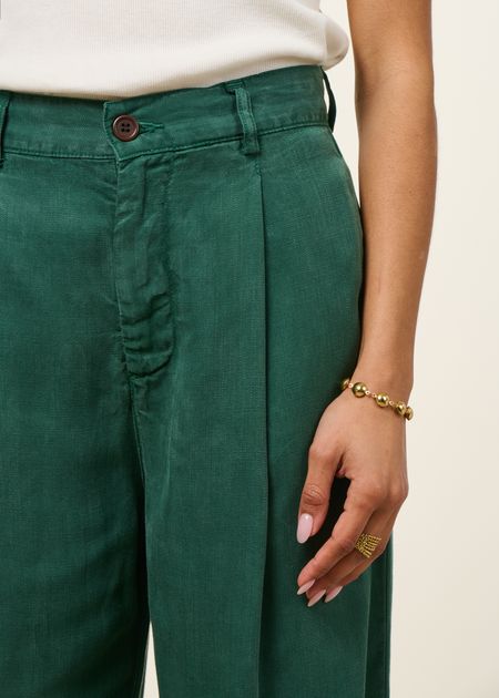 Pantalon carotte fluide en tencel | vert "haruku - dark green" - Twothirds