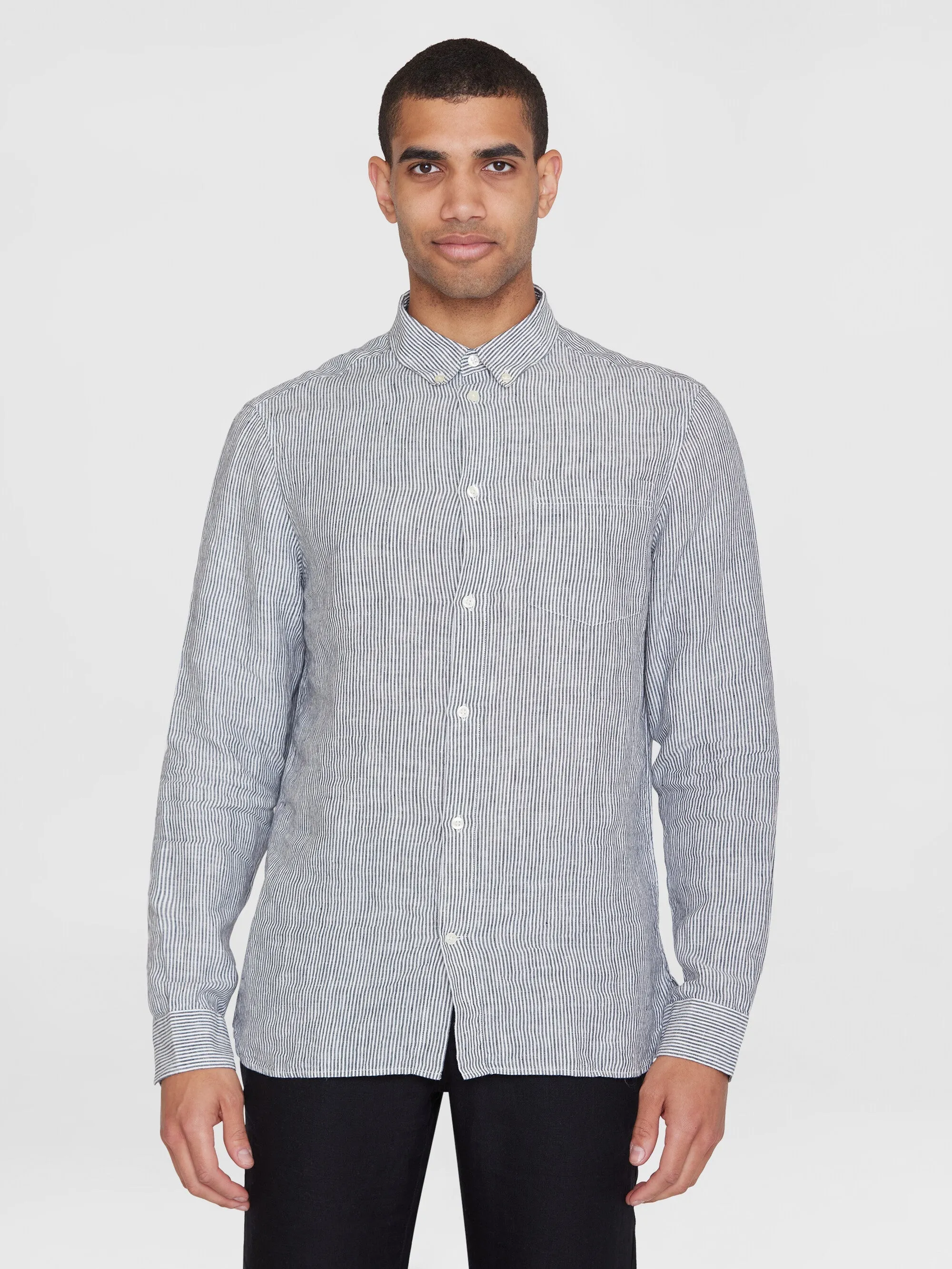 Chemise en lin bio | rayé "regular striped linen shirt total eclipse", Knowledge Cotton Apparel, photo 1
