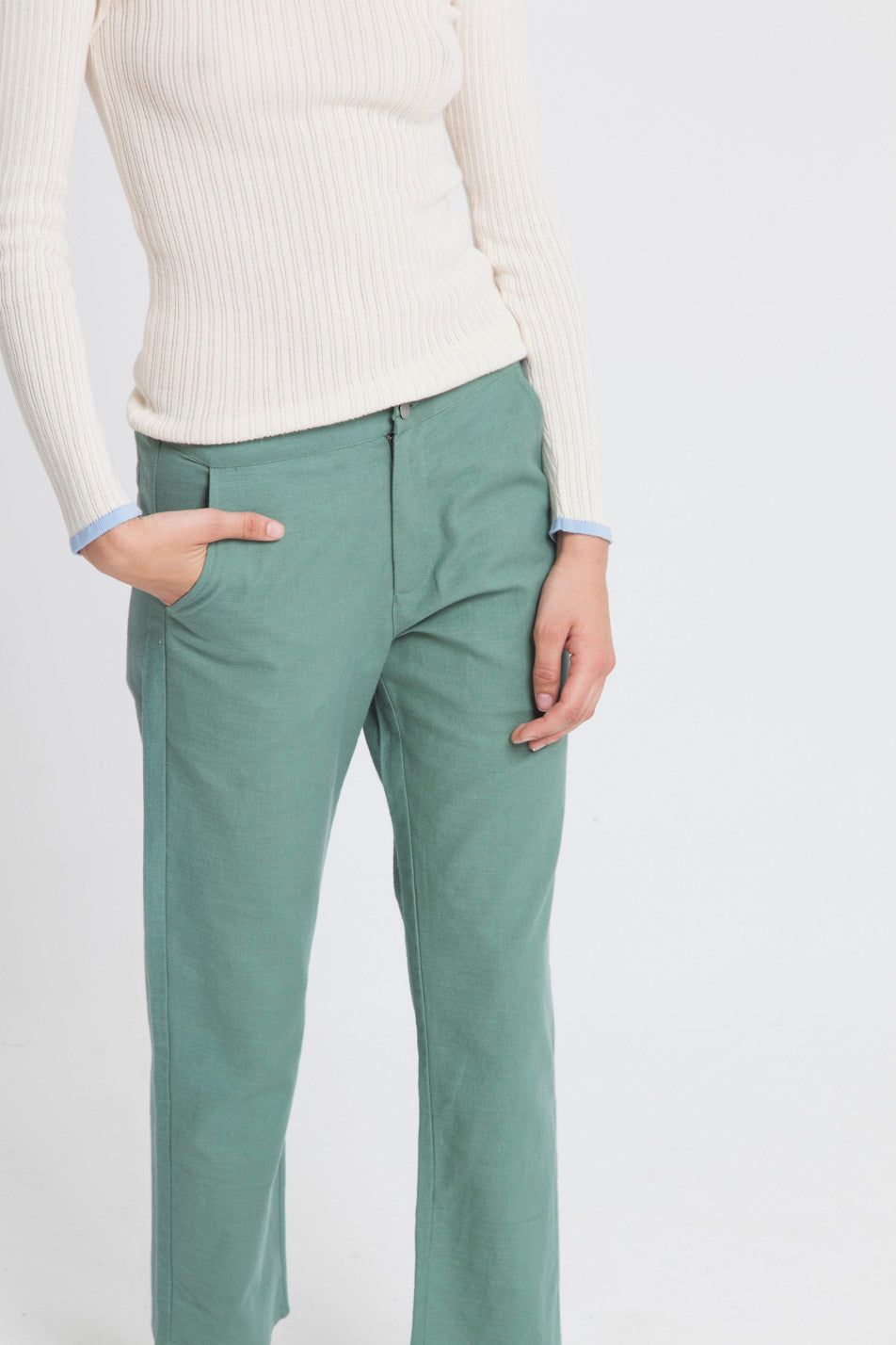 Pantalon droit vert en coton bio - dafne, Thinking Mu, photo 1