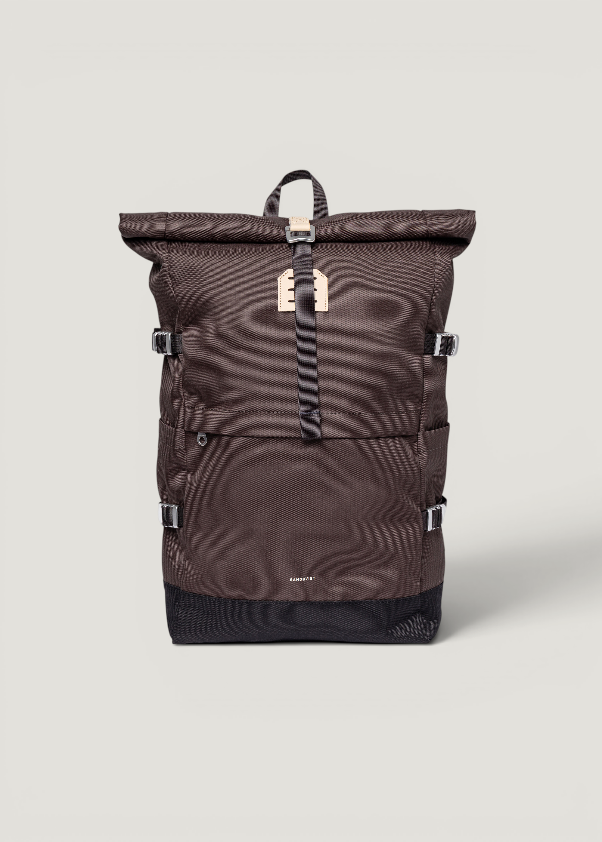 Rucksack 26 l aus recyceltem Material | braun "Icon rolltop backpack 16" - brown", Sandqvist, Foto 1