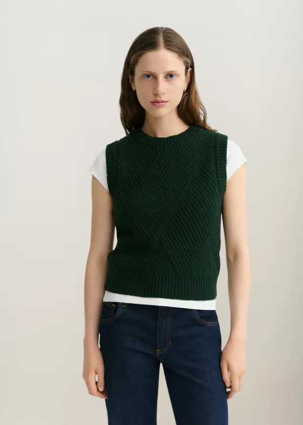 Pull sans manches en laine mérino | vert "Green kaia knitted vest - green", Thinking Mu