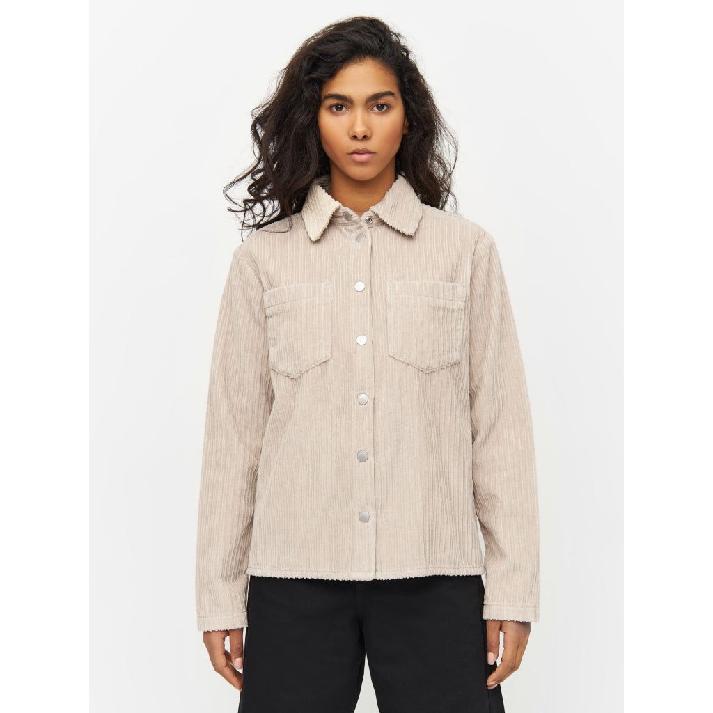 Surchemise velours en coton bio | beige "corduroy overshirt light feather gray", Knowledge Cotton Apparel, photo 1