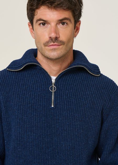 Pull maille col zippé en laine recyclée | bleu "heavy knit troyer wool-blend - blue melange" - Rotholz
