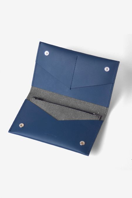 Portefeuille marine en cuir recyclé - flat purse