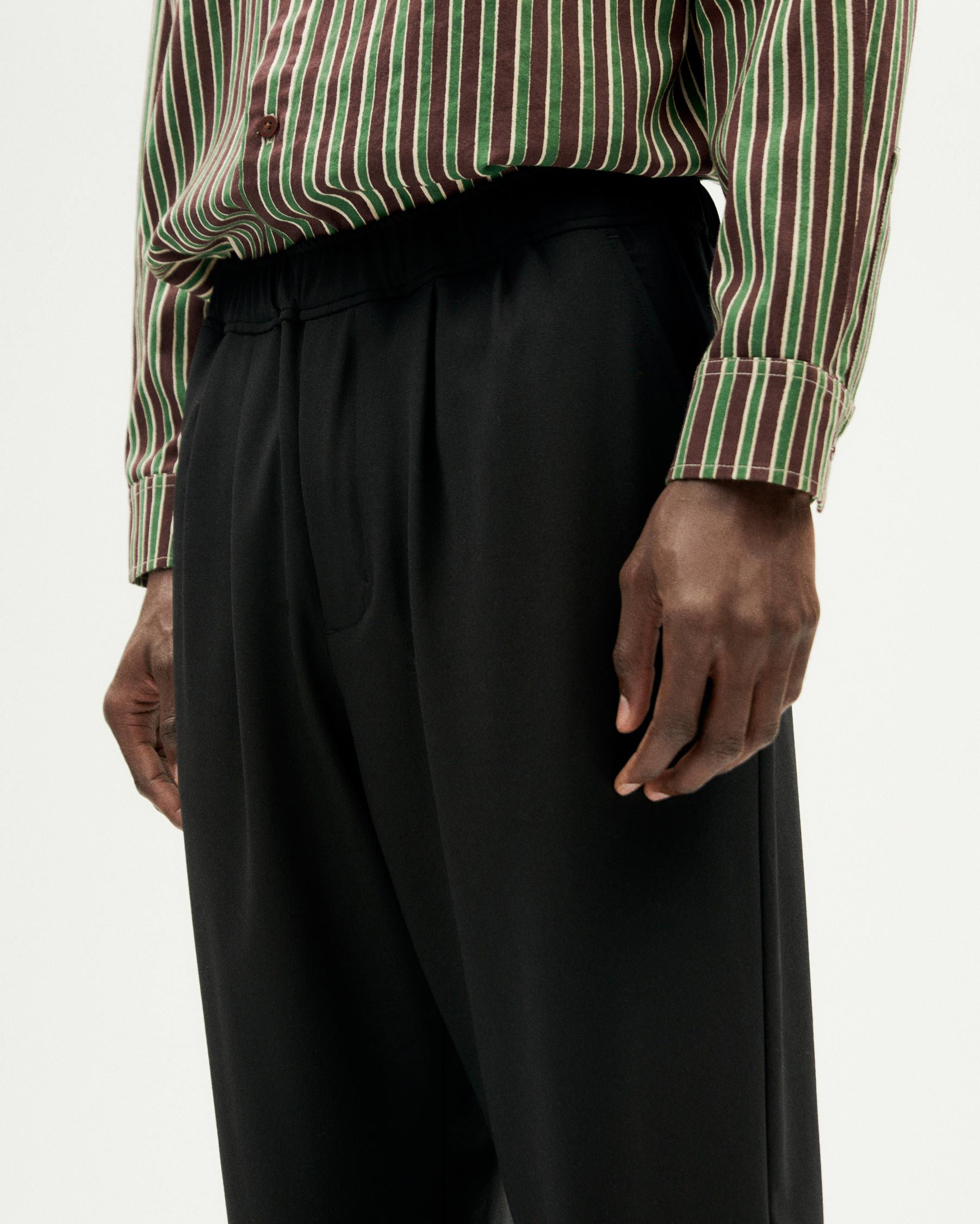 Pantalon droit en laine | noir "black damien pants", Thinking Mu, photo 2