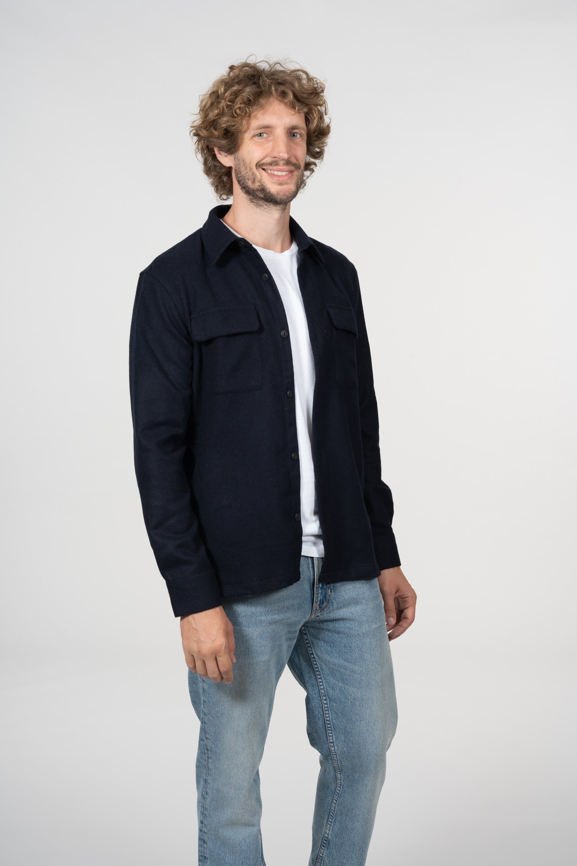 Surchemise bleu marine en laine recyclée - sten wool solid navy, Nudie Jeans, photo 2