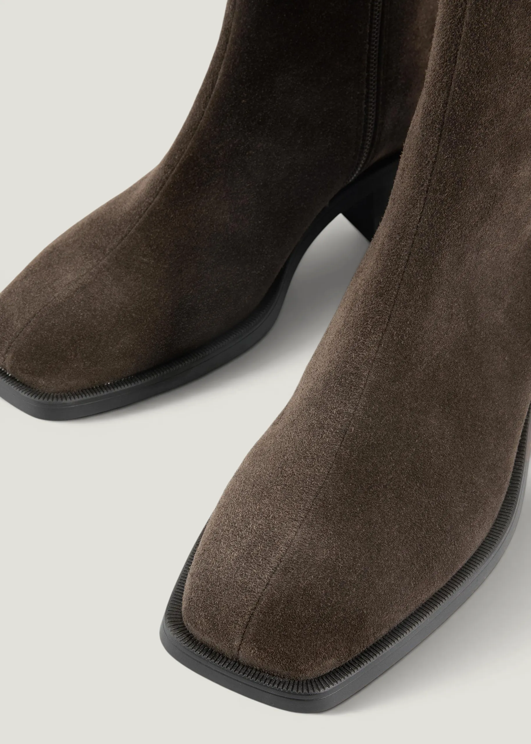 Bottines en cuir daim | marron foncé "Blanca java", Vagabond, photo 4