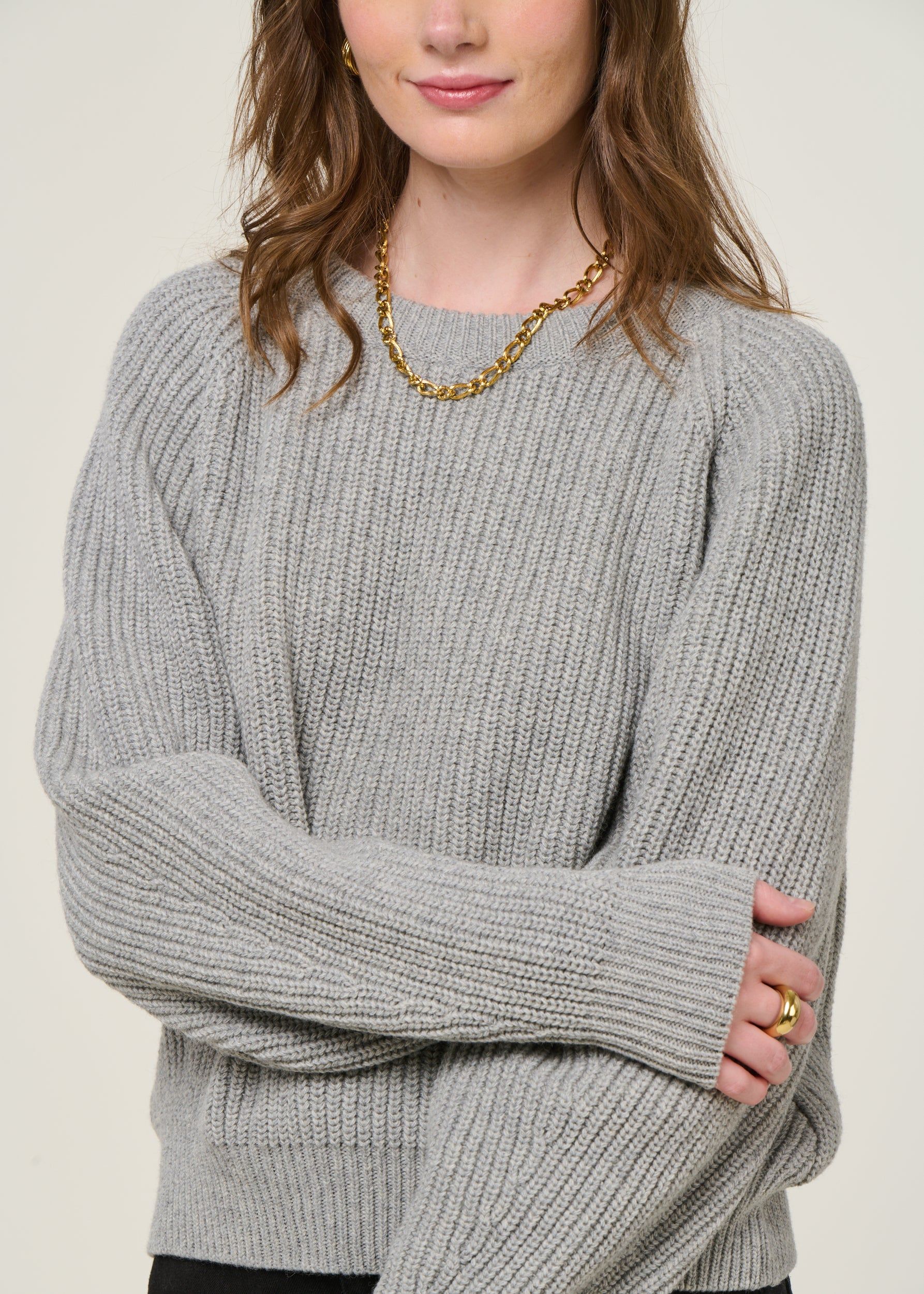 Pull en laine recyclée | gris "cropped knit sweater wool-blend - grey melange", Rotholz, photo 2