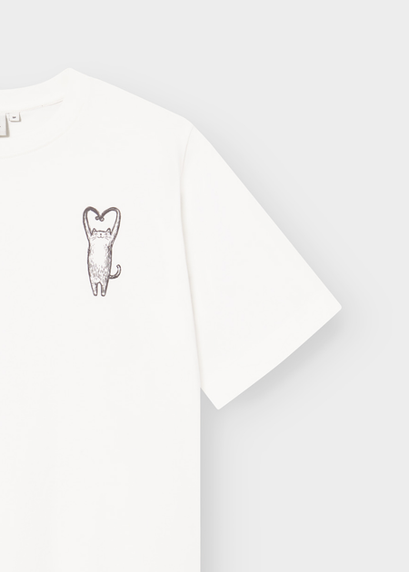 T-shirt en coton bio | blanc "vadstena heart cat off-white - whisper white" - Dedicated