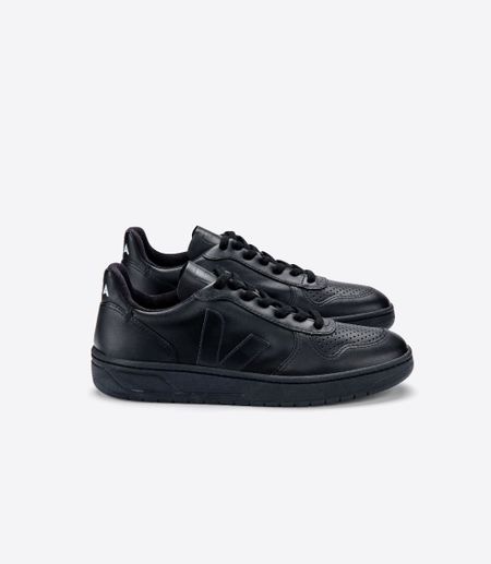 Baskets v-10 bastille cwl all black