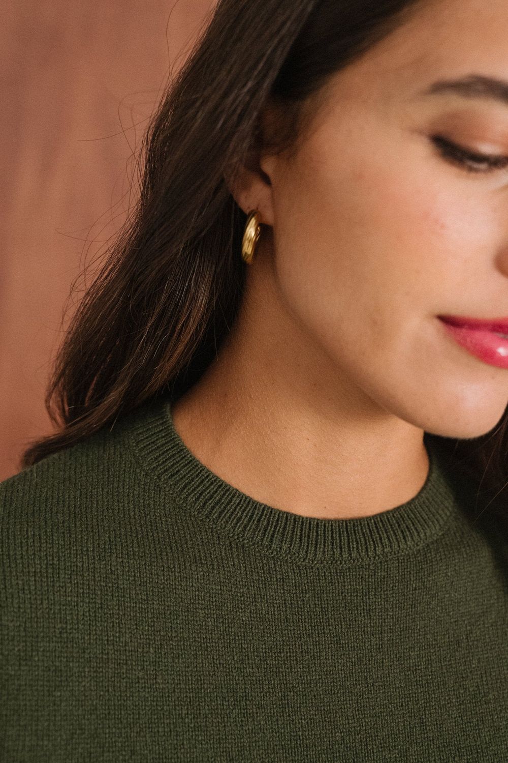 Pull droit en laine mérinos recyclée | olive Vert femme - WeDressFair