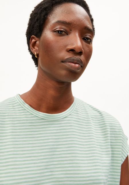 T-shirt en coton bio | vert et blanc "Slub jersey stripe t-shirt - oatmilk-foam" - Armedangels