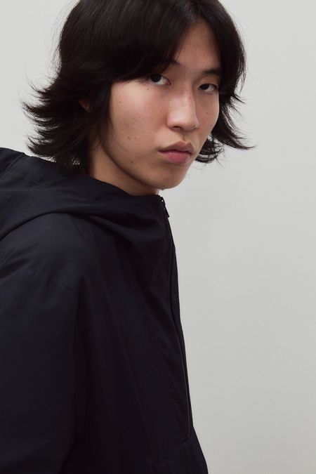 Coupe-vent en matière recyclée | bleu "technical hoodie water repellent - dark navy" - Unfeigned