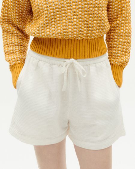 Short texturé en coton bio | blanc "undyed loop geranio shorts" - Thinking Mu