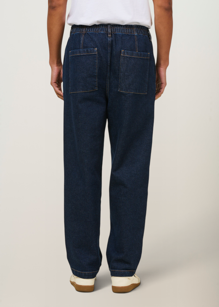 Jean large en coton bio | bleu "dark clean denim luc pants", Thinking Mu, photo 4
