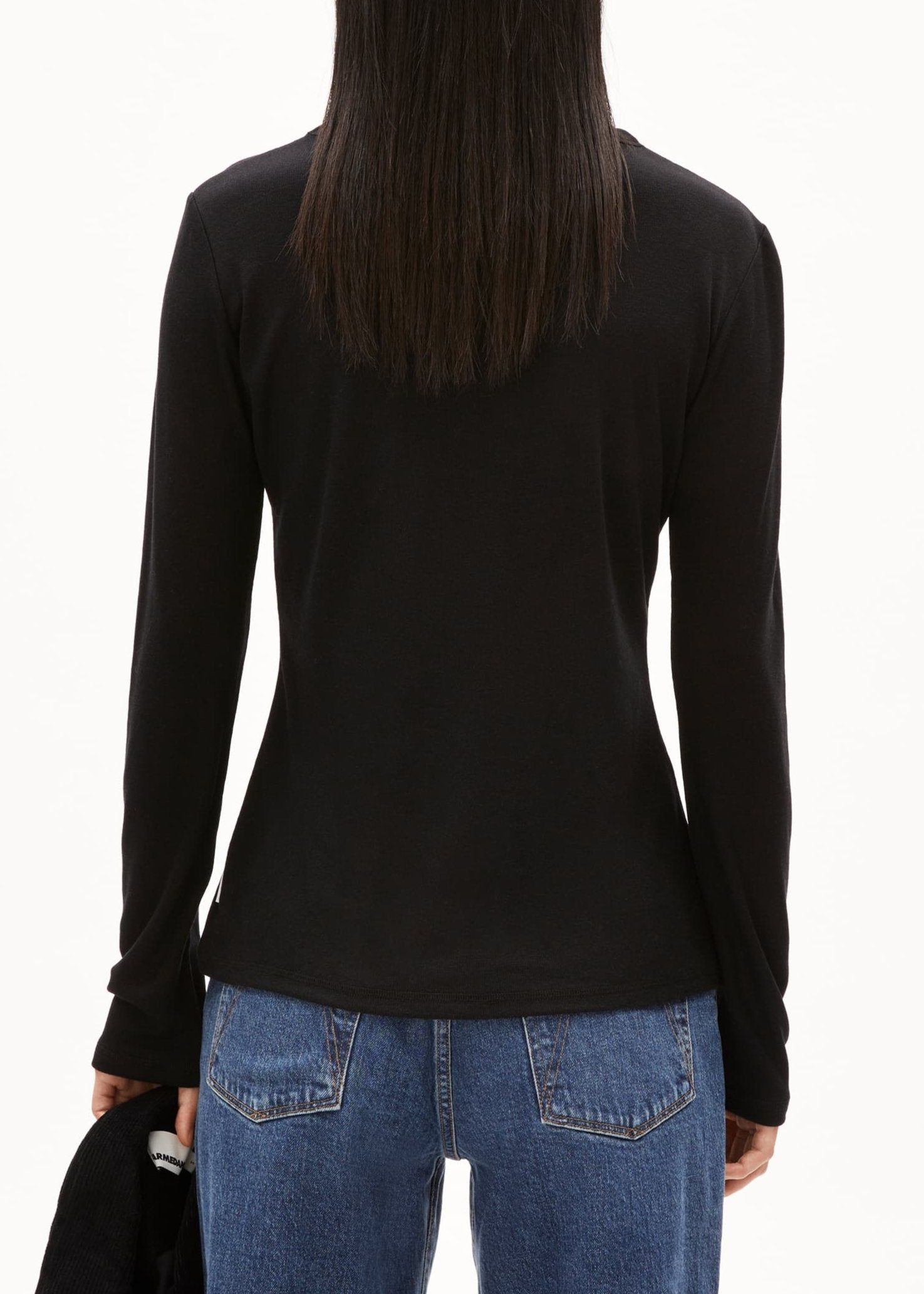 T-shirt manches longues en tencel® et laine bio | noir "maiaa luannaa - black", Armedangels, photo 2