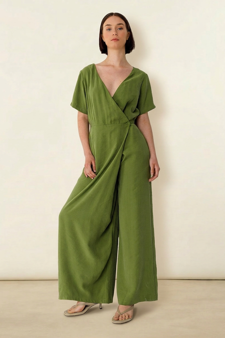 Combinaison fluide en modal | vert "mono adela - dark green" - SKFK