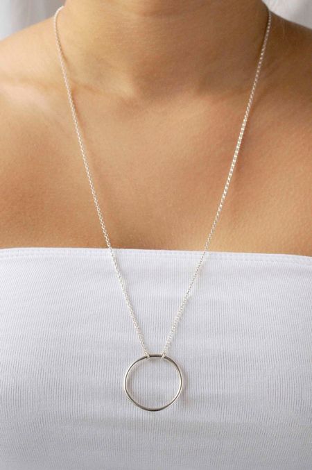 Collier en argent recyclé - long circle necklace