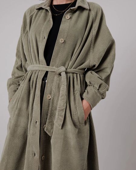 Cord-Trenchcoat aus Bio-Baumwolle | Hellkhaki "corduroy jacket pale green", Brava Fabrics, Foto 2
