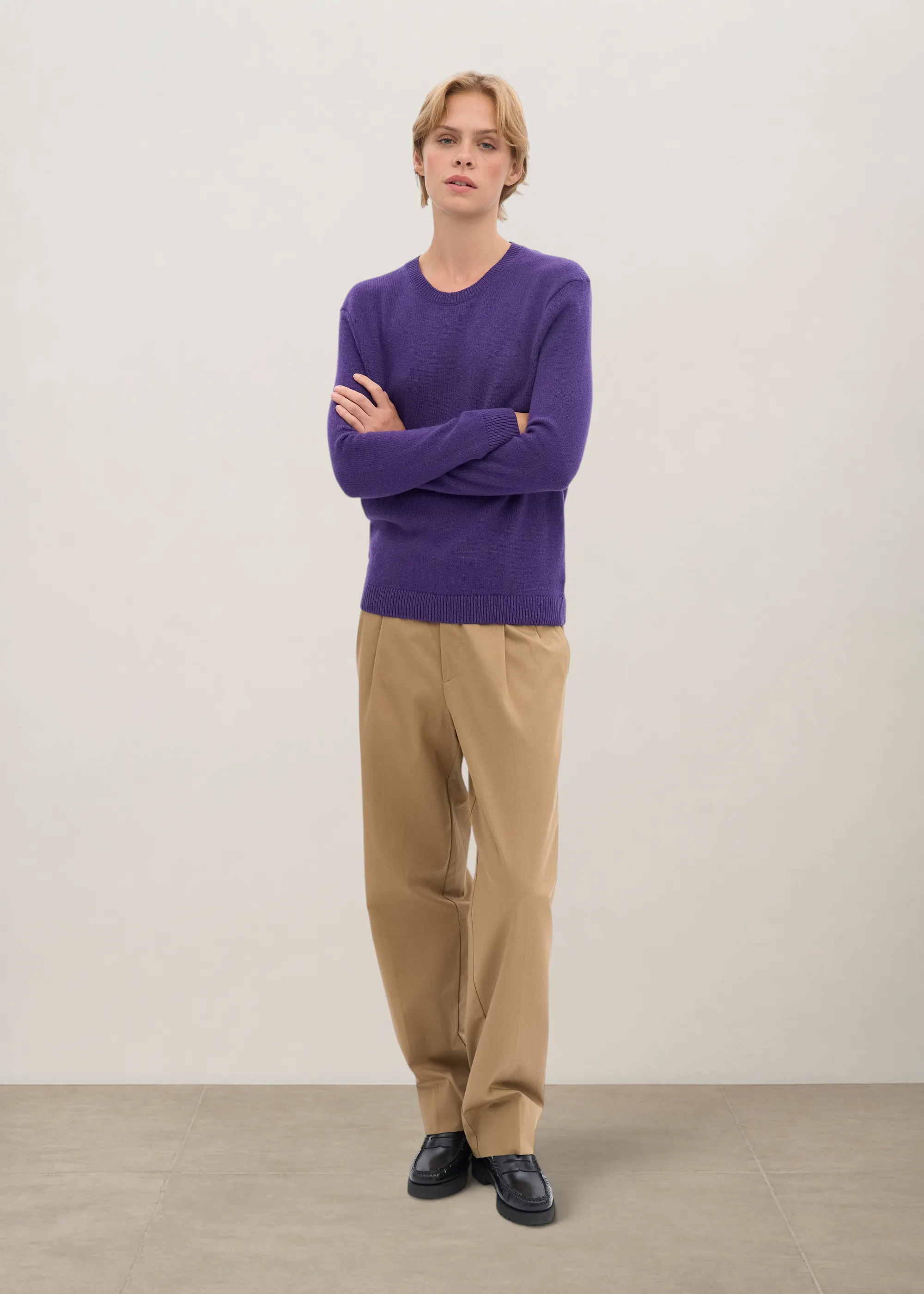 Pull en laine mérinos recyclée | violet "women classic merino wool crew - ultra violet", Colorful Standard, photo 3