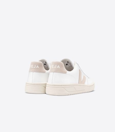 Basket basses en cuir et suède certifiés | blanc et beige "v-12 leather extra white sable", Veja, photo 3